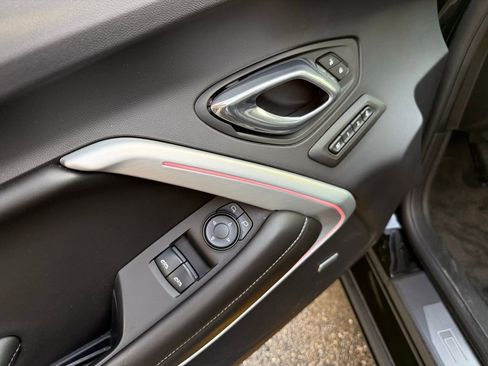 Used 2016 Chevrolet Camaro SS RWD image 11