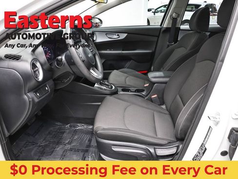 Used 2023 Kia Forte LXS FWD image 13