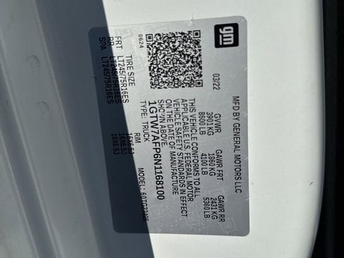 Used 2022 GMC Savana 2500 w/ Driver Convenience Package image 30