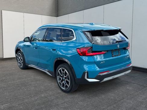 Used 2025 BMW X1 xDrive28i AWD/4WD image 3