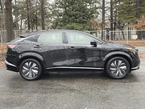 Certified 2023 Nissan Ariya FWD image 6