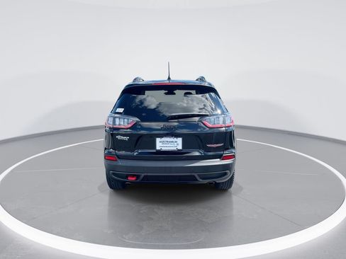 Used 2023 Jeep Cherokee Trailhawk w/ Sun & Sound Group AWD/4WD image 7