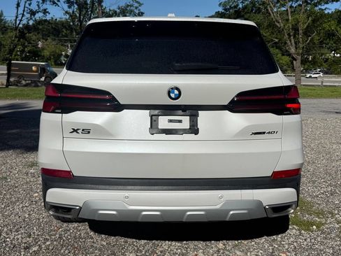 Used 2024 BMW X5 xDrive40i w/ Premium Package AWD/4WD image 5