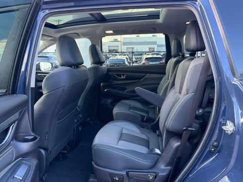 Used 2025 Subaru Ascent Onyx Edition AWD/4WD image 11