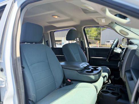 Used 2016 RAM 2500 Tradesman w/ Chrome Appearance Group AWD/4WD image 26