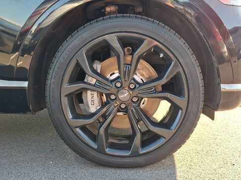 Certified 2024 Genesis GV80 3.5T Prestige Signature AWD/4WD image 8