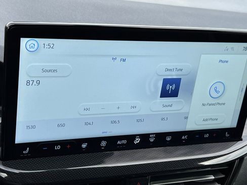 Used 2025 Ford Escape ST-Line w/ Tech Pack #1 image 18