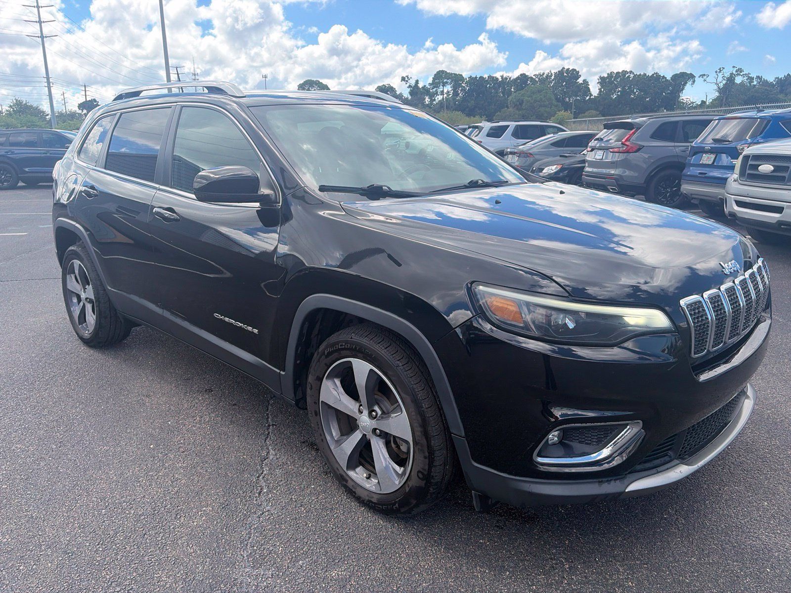 Used 2019 Jeep Cherokee Limited FWD image 1