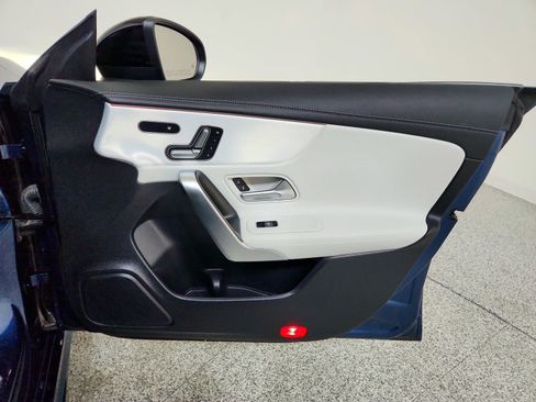 Certified 2023 Mercedes-Benz CLA 250 image 35
