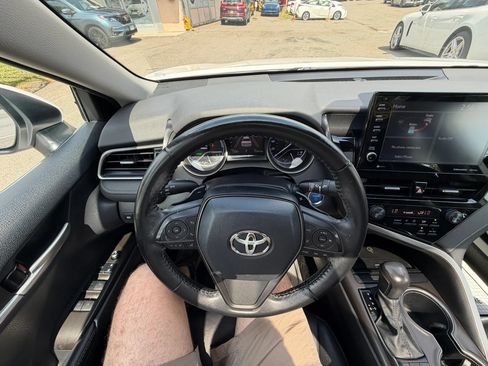 Used 2021 Toyota Camry XSE FWD image 23