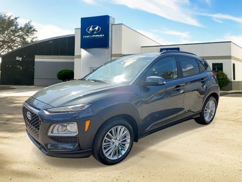 Certified 2021 Hyundai Kona SEL FWD image 2