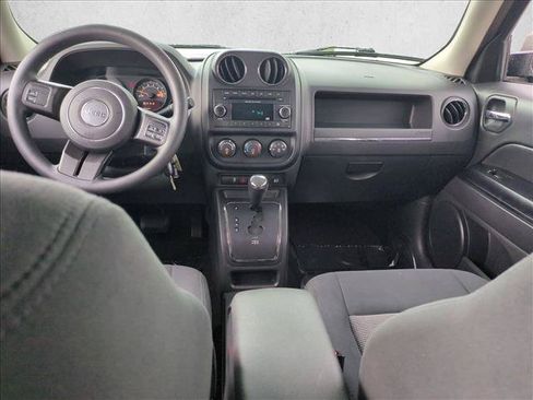 Used 2014 Jeep Patriot Sport w/ Power Value Group FWD image 15