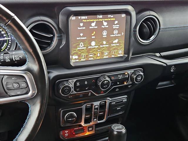 Used 2022 Jeep Wrangler Unlimited Rubicon 4xe w/ Cold Weather Group AWD/4WD image 15