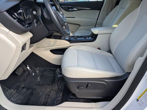Used 2022 Buick Envision Preferred image 12