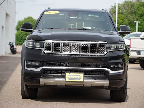 Used 2022 Jeep Grand Wagoneer Series III image 8