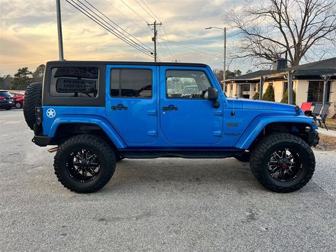 Used 2015 Jeep Wrangler Unlimited Sport image 6