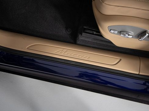 New 2026 Porsche Macan image 21