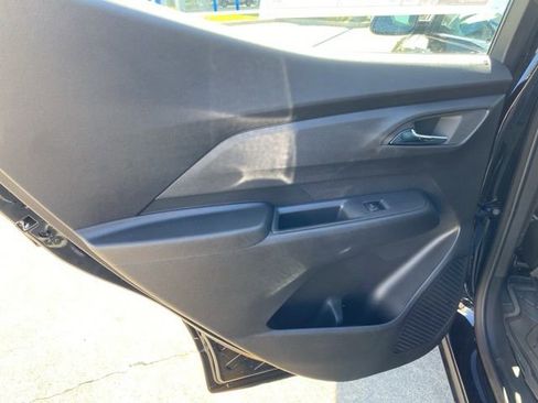 New 2027 Chevrolet Bolt RS w/ Technology Package FWD image 17