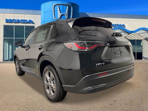 New 2027 Honda HR-V LX image 3