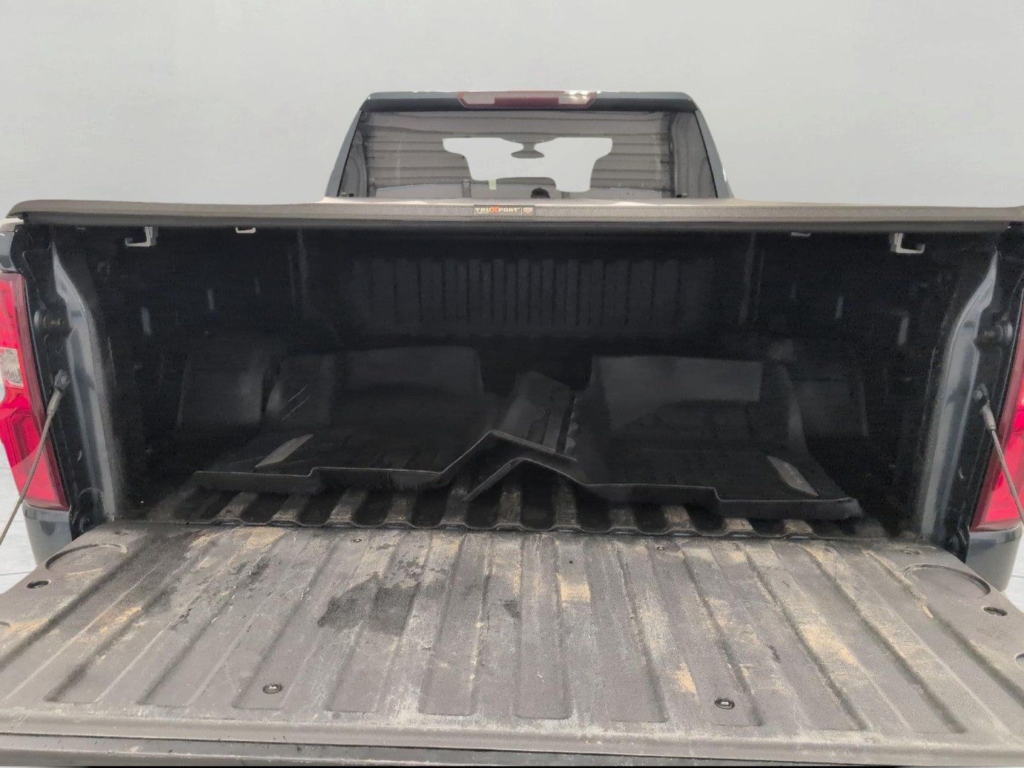 Used 2019 Chevrolet Silverado 1500 Custom w/ Custom Value Package AWD/4WD image 15