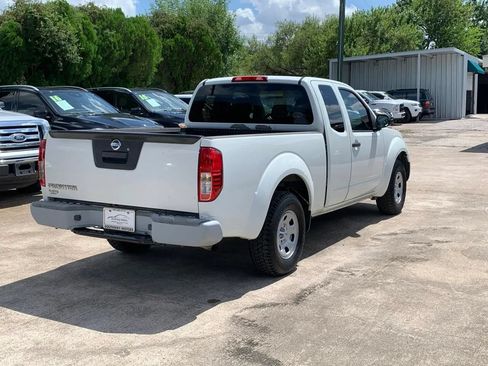 Used 2018 Nissan Frontier S RWD image 7