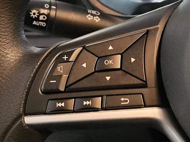Used 2025 Nissan Altima 2.5 SV FWD image 13