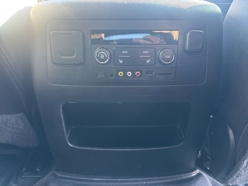 Used 2016 Chevrolet Tahoe LT image 10