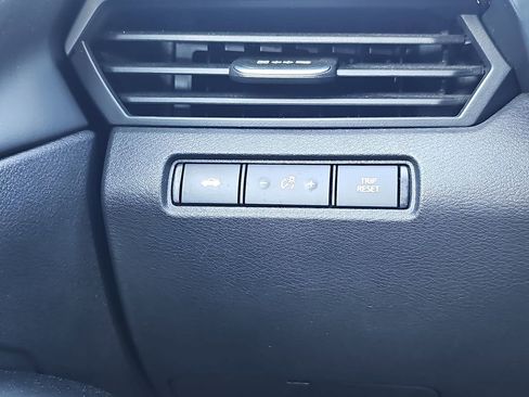 Used 2024 Nissan Altima 2.5 SV image 30