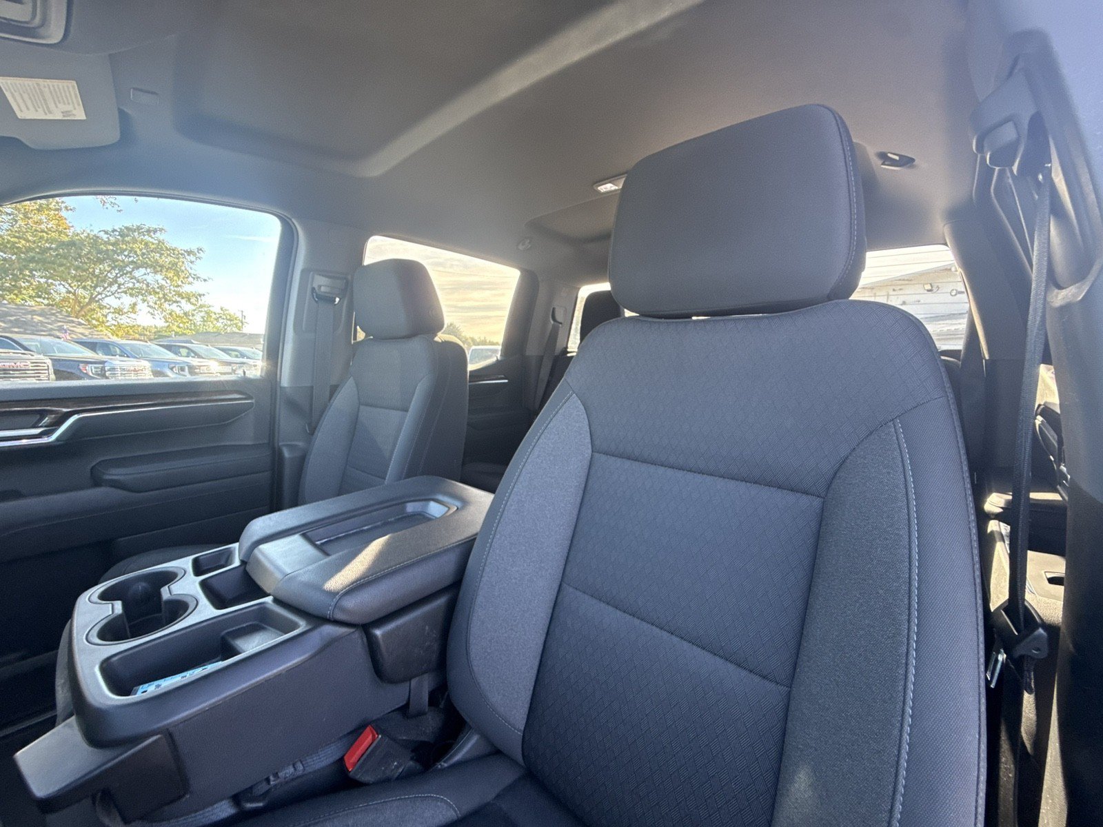 Used 2023 GMC Sierra 1500 Elevation AWD/4WD image 10