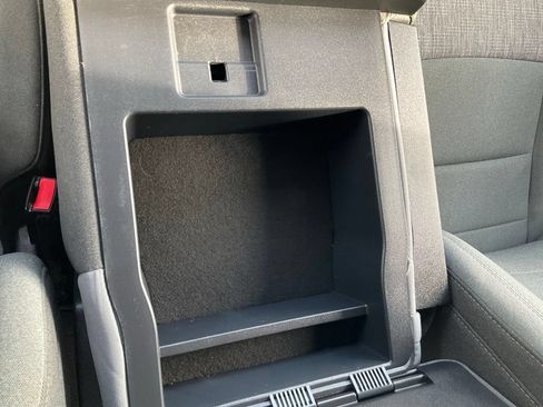 Used 2023 Ford F150 XLT RWD image 21