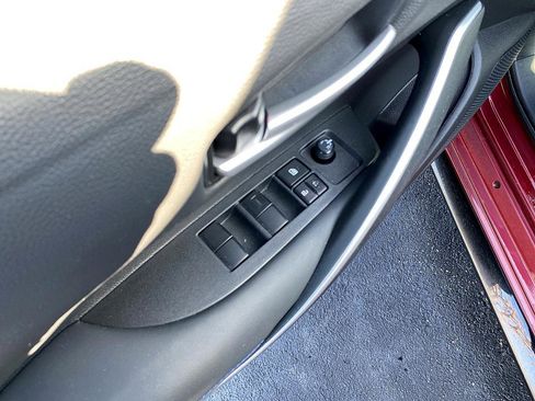 Certified 2022 Toyota Corolla SE image 10