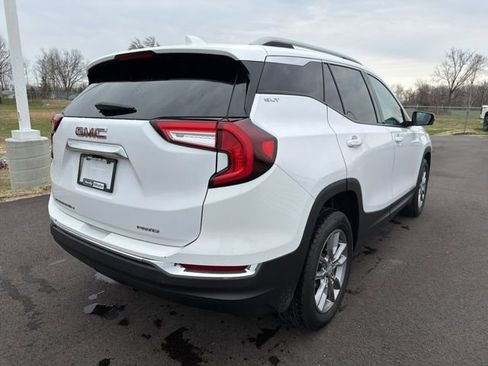 Used 2022 GMC Terrain SLT image 7