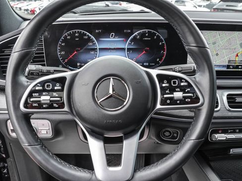 Used 2021 Mercedes-Benz GLS 450 4MATIC image 19