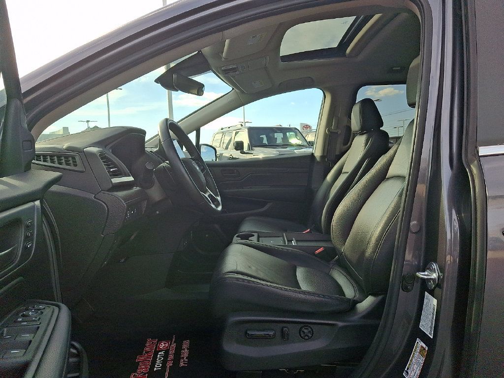 Used 2025 Honda Odyssey EX-L image 13