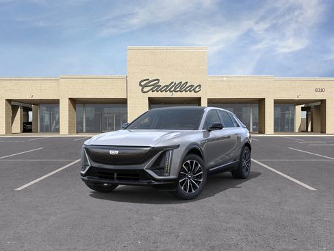 New 2025 Cadillac Lyriq Sport image 8