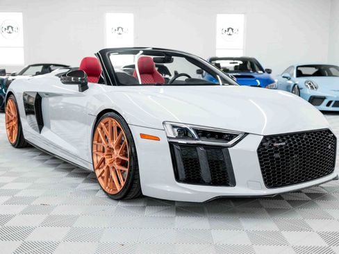 Used 2018 Audi R8 V10 plus image 5