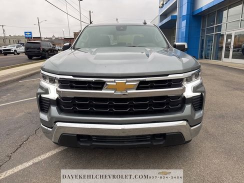 Used 2025 Chevrolet Silverado 1500 LT image 8