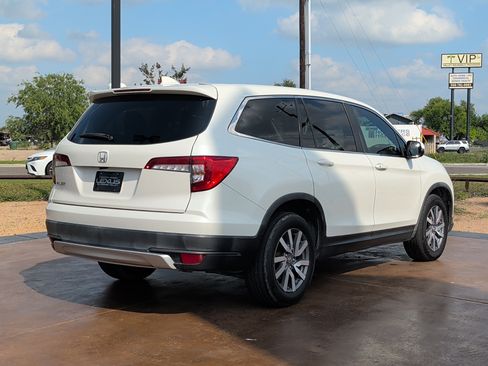Used 2019 Honda Pilot EX image 2