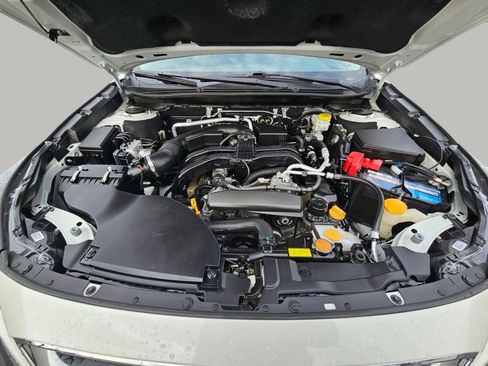 Used 2022 Subaru Outback Premium w/ Popular Package #1 AWD/4WD image 18