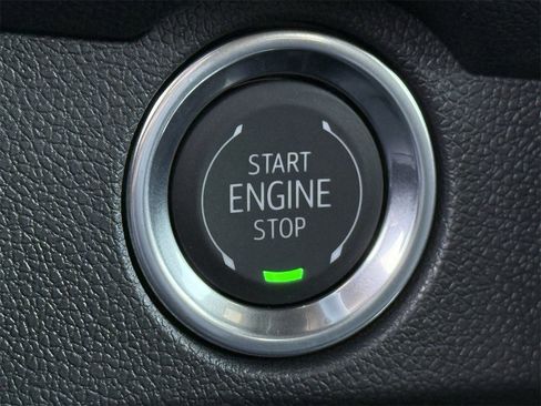 New 2026 Chevrolet Traverse LT image 18