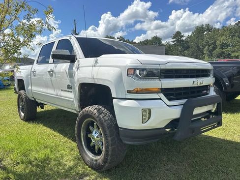 Used 2017 Chevrolet Silverado 1500 LT w/ All Star Edition AWD/4WD image 11