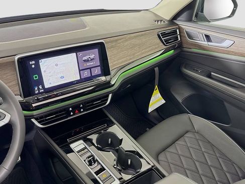 New 2026 Volkswagen Atlas SEL Premium R-Line image 24