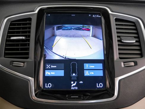 Used 2019 Volvo XC90 T5 Momentum image 23