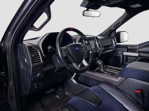 Used 2019 Ford F150 Raptor w/ Equipment Group 802A Luxury AWD/4WD image 9