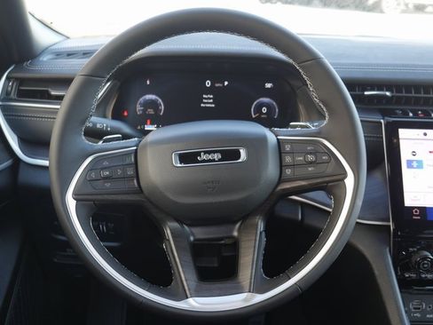 New 2025 Jeep Grand Cherokee L Limited w/ Black Appearance Package image 16