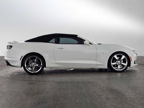 Used 2019 Chevrolet Camaro SS RWD image 2