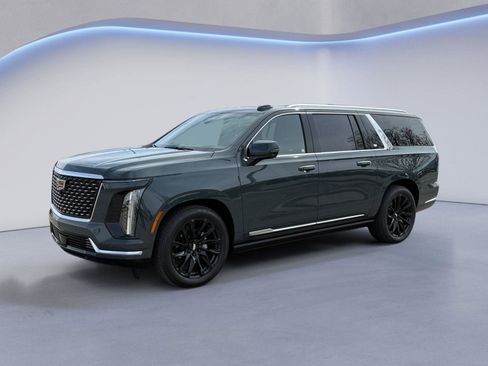 New 2026 Cadillac Escalade ESV Luxury w/ Touring Package image 7