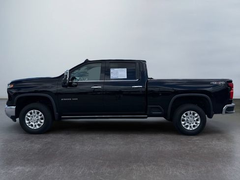 Used 2024 Chevrolet Silverado 2500 LTZ w/ LTZ Premium Package AWD/4WD image 6