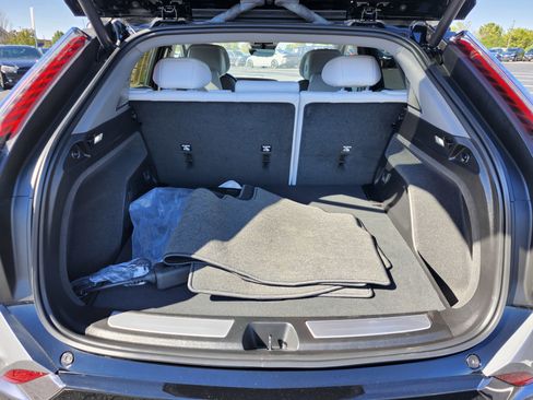 Used 2025 Cadillac Optiq Sport 1 image 16