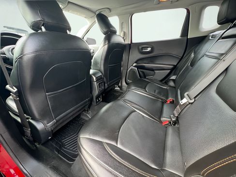 Used 2018 Jeep Compass Limited AWD/4WD image 19